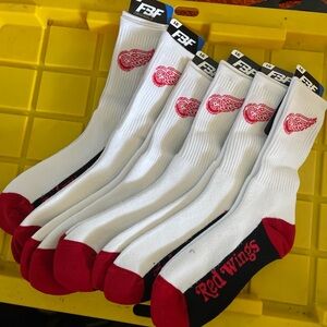 Qty 6 Detroit Red Wings NEW Crew Logo Socks NHL FBF For Bare Feet LG Large